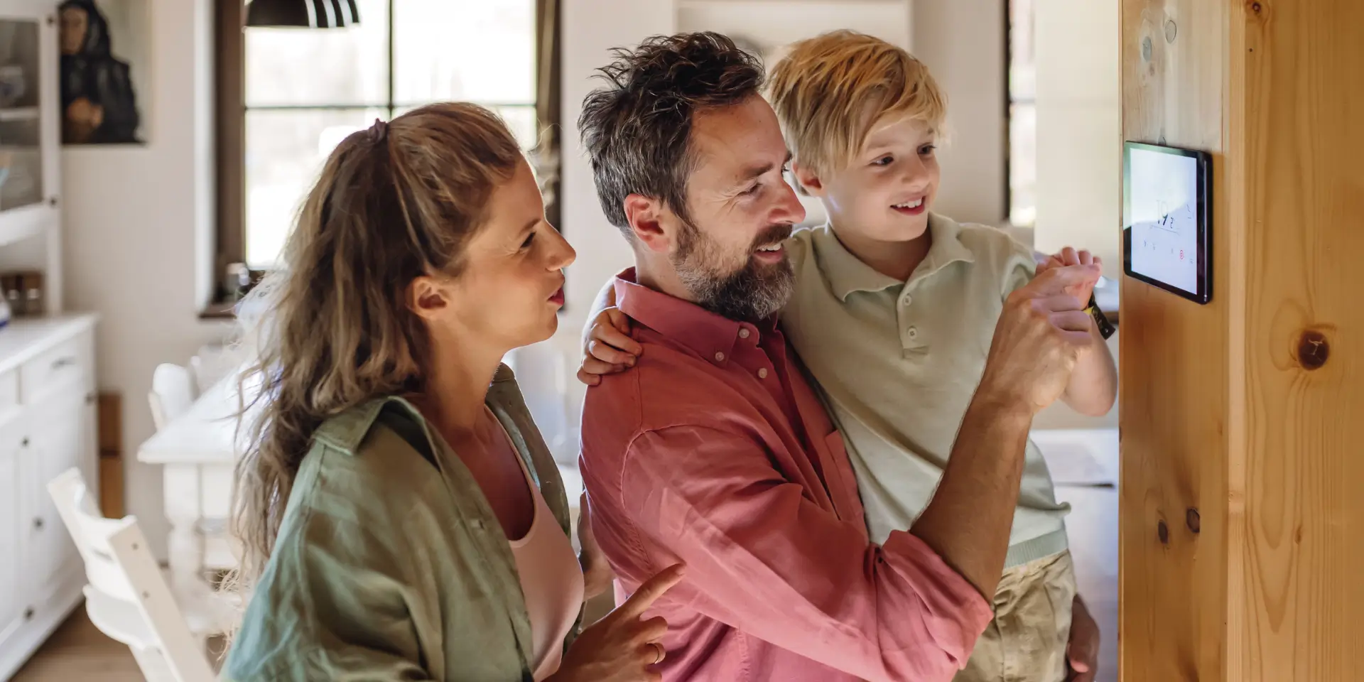 Smart Home Integration: Elevating Los Angeles Living Spaces