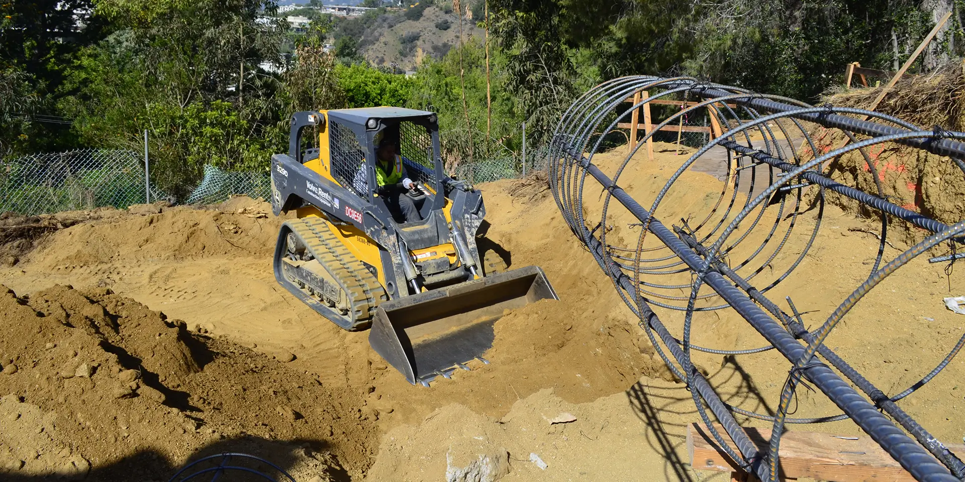 Sustainable Hillside Construction: Eco‑Friendly Techniques for Sloped LA Lots